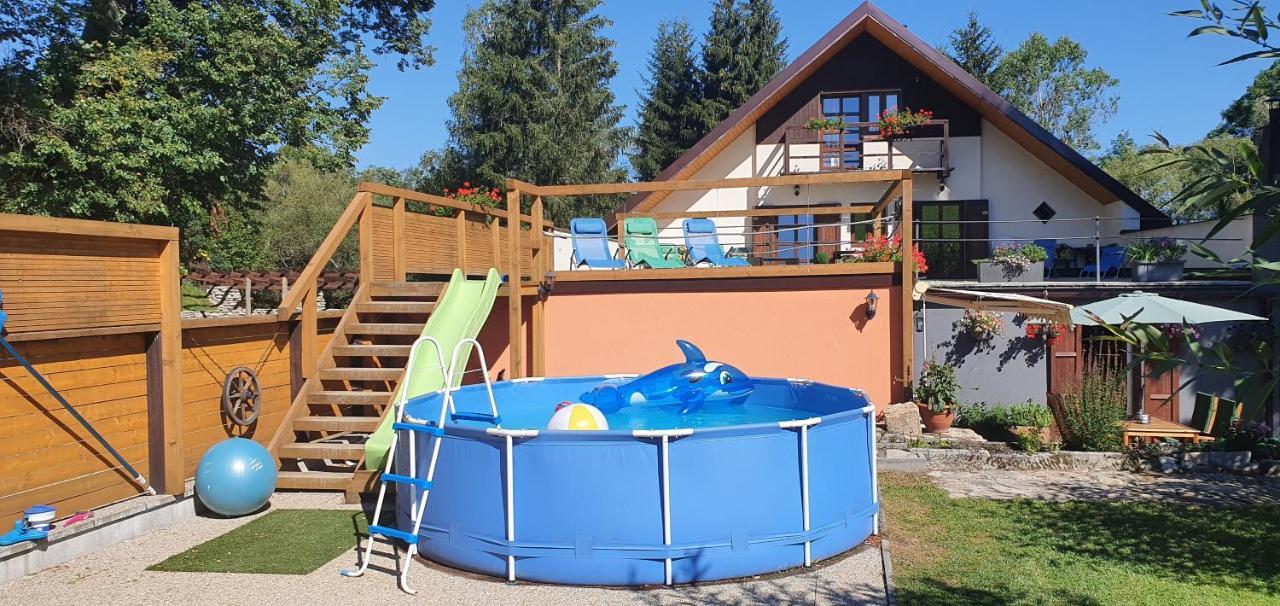 Apartmany Chalupa "Pod Lipou" Stare Mesto  Exterior photo